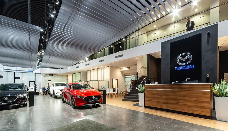 Автосалон "Mazda"